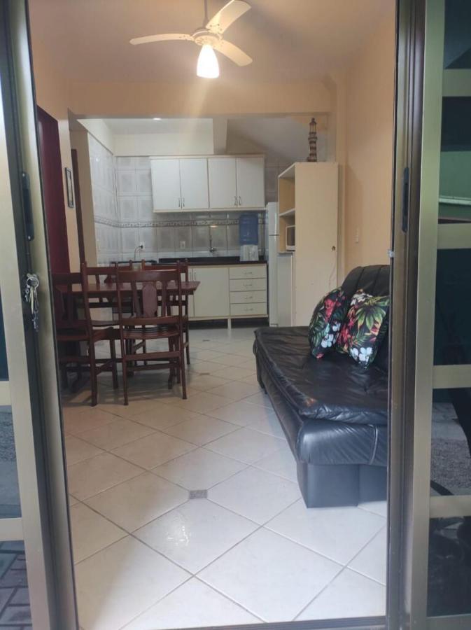 Residencial Andorinhas Apartment Bombinhas Exterior photo